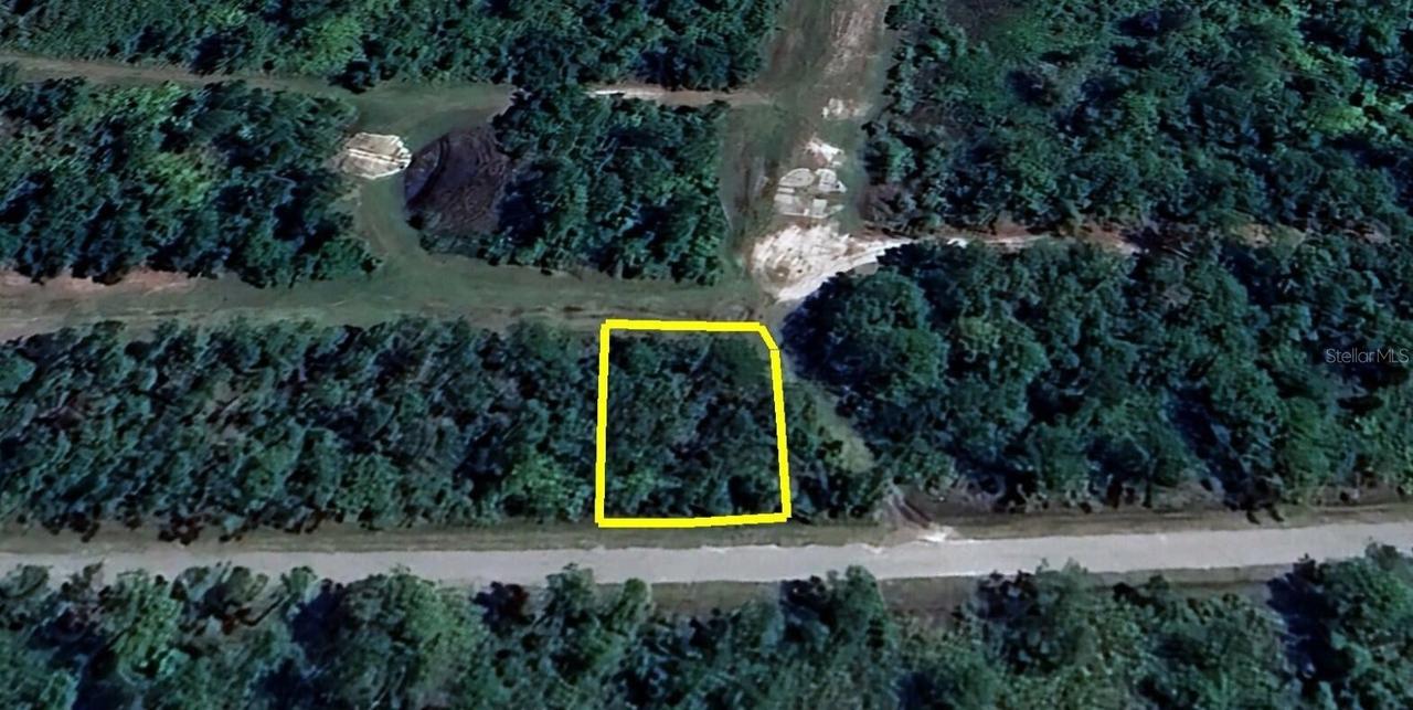 8540 Tunis St., Sebring, FL 33872