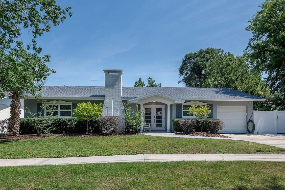 2325 E Harding Street St., Orlando, FL 32806