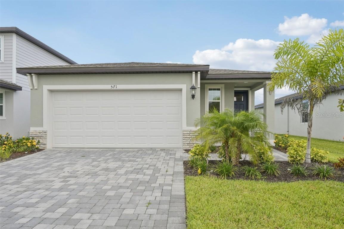 571 Sun Chaser Dr., Nokomis, FL 34275