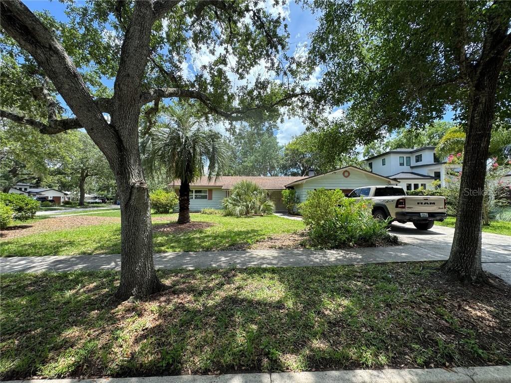 1730 Oneco Ave., Winter Park, FL 32789