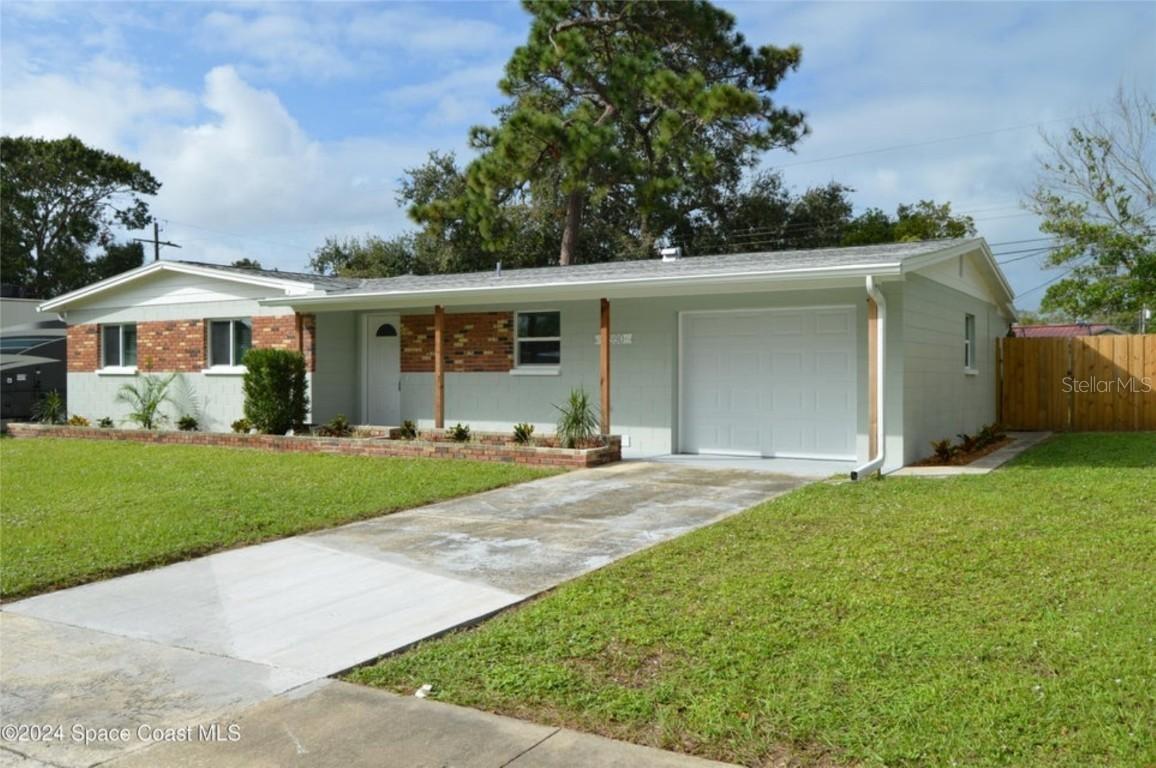4990 Melissa Dr., Titusville, FL 32780