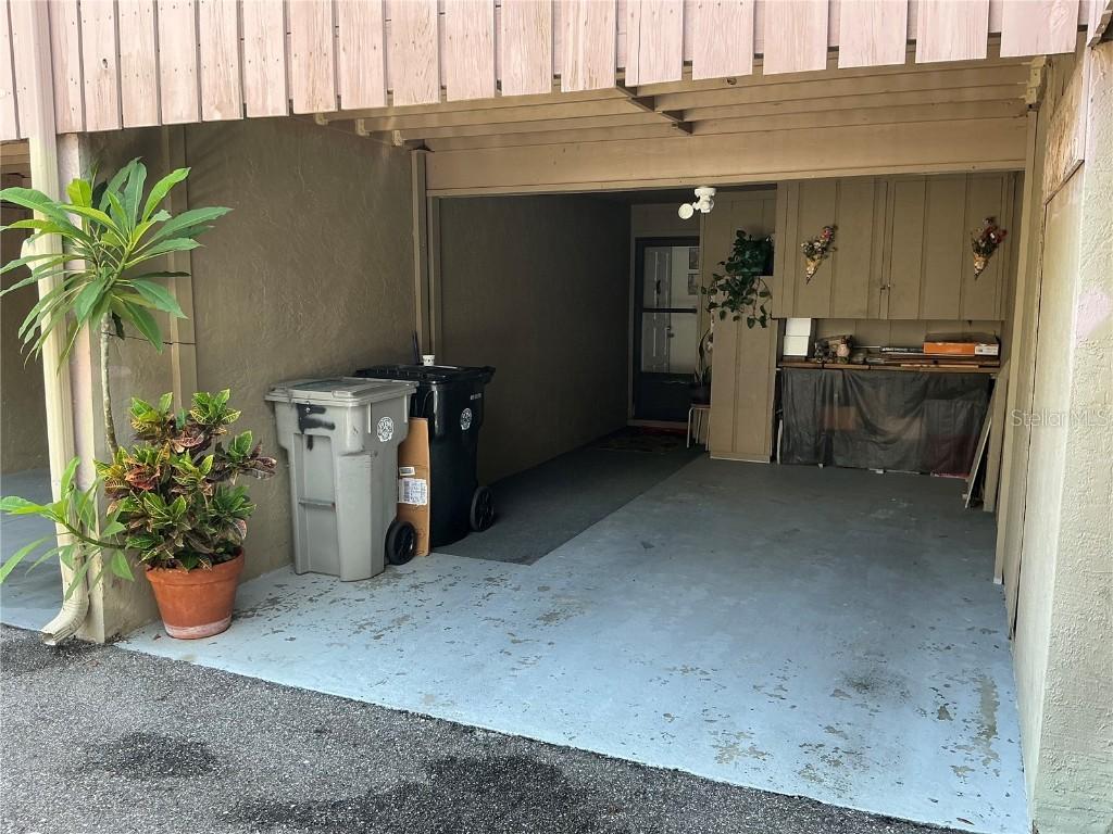 1409 Oak Pl. #F, Apopka, FL 32712
