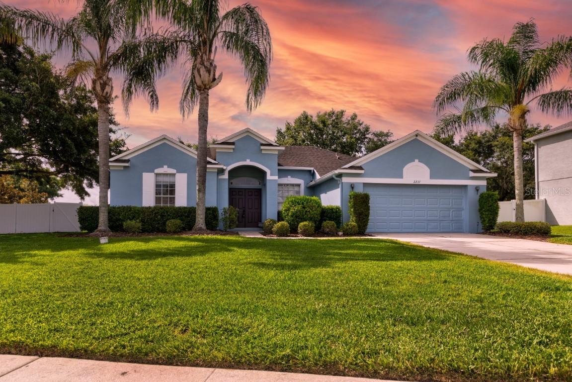 2237 Wintermere Pointe Dr., Winter Garden, FL 34787