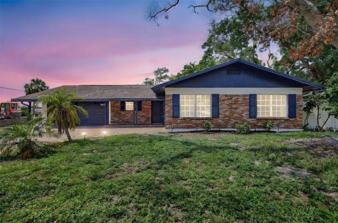 8701 Thornwood Ln., Tampa, FL 33615