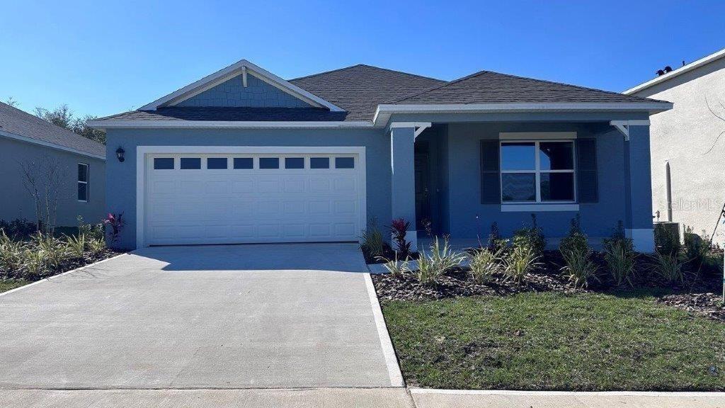 208 Taylor Groves Dr., Lake Wales, FL 33853