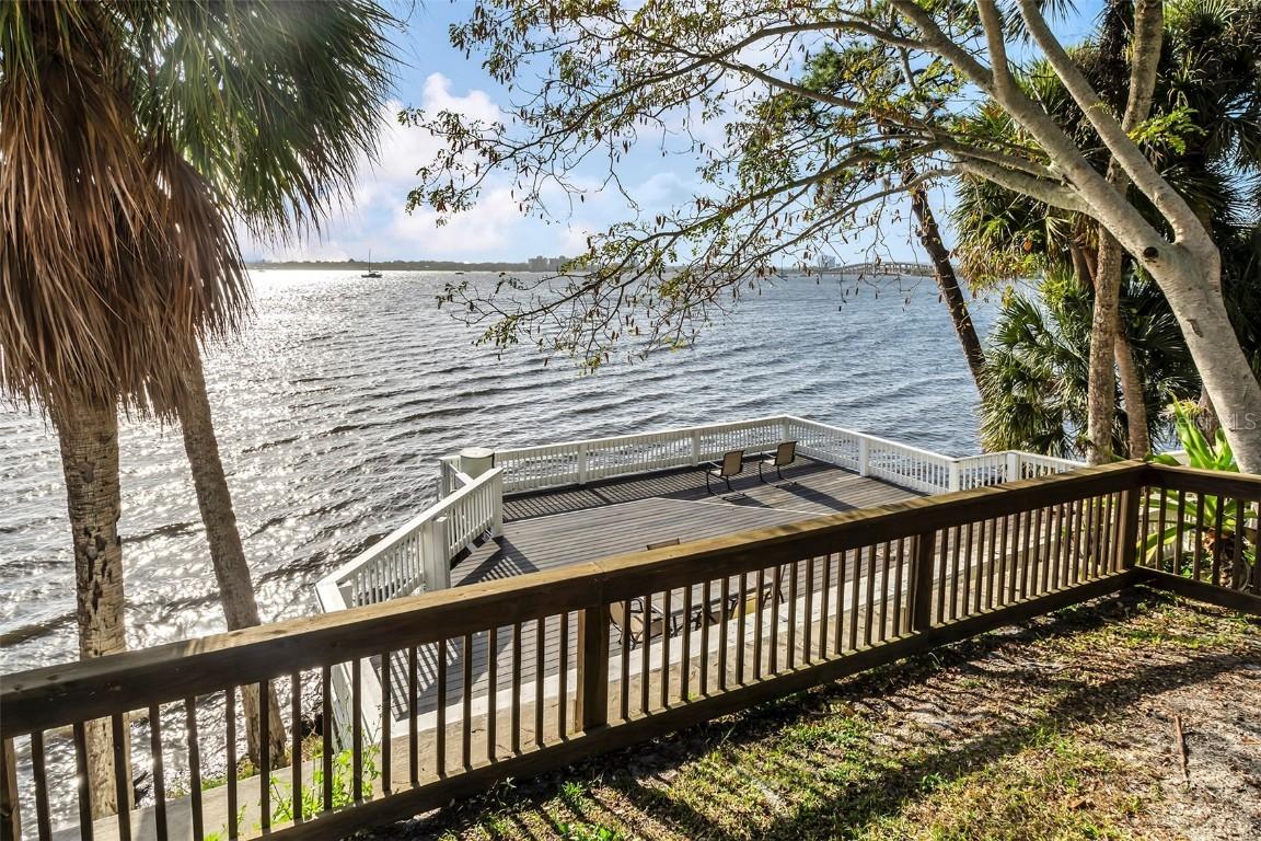 225 S Tropical Tr. #402, Merritt Island, FL 32952