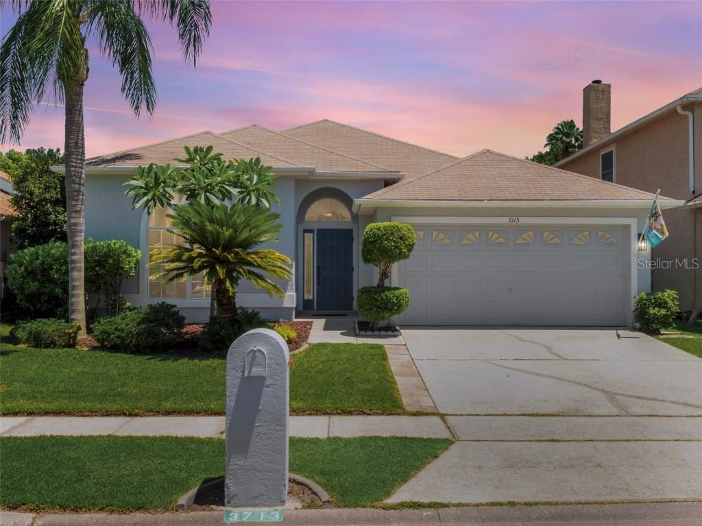 3713 Becontree Pl., Oviedo, FL 32765
