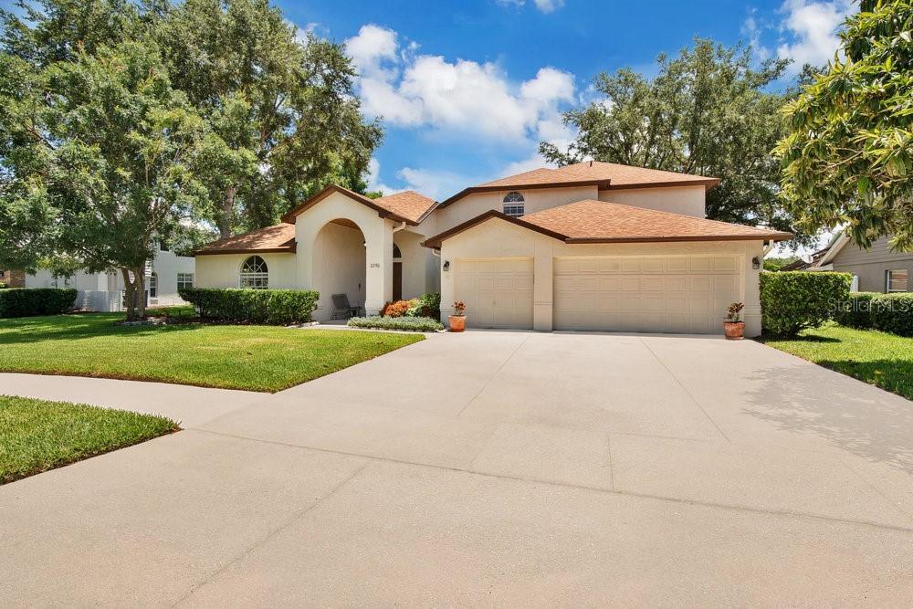 2250 Blossomwood Dr., Oviedo, FL 32765