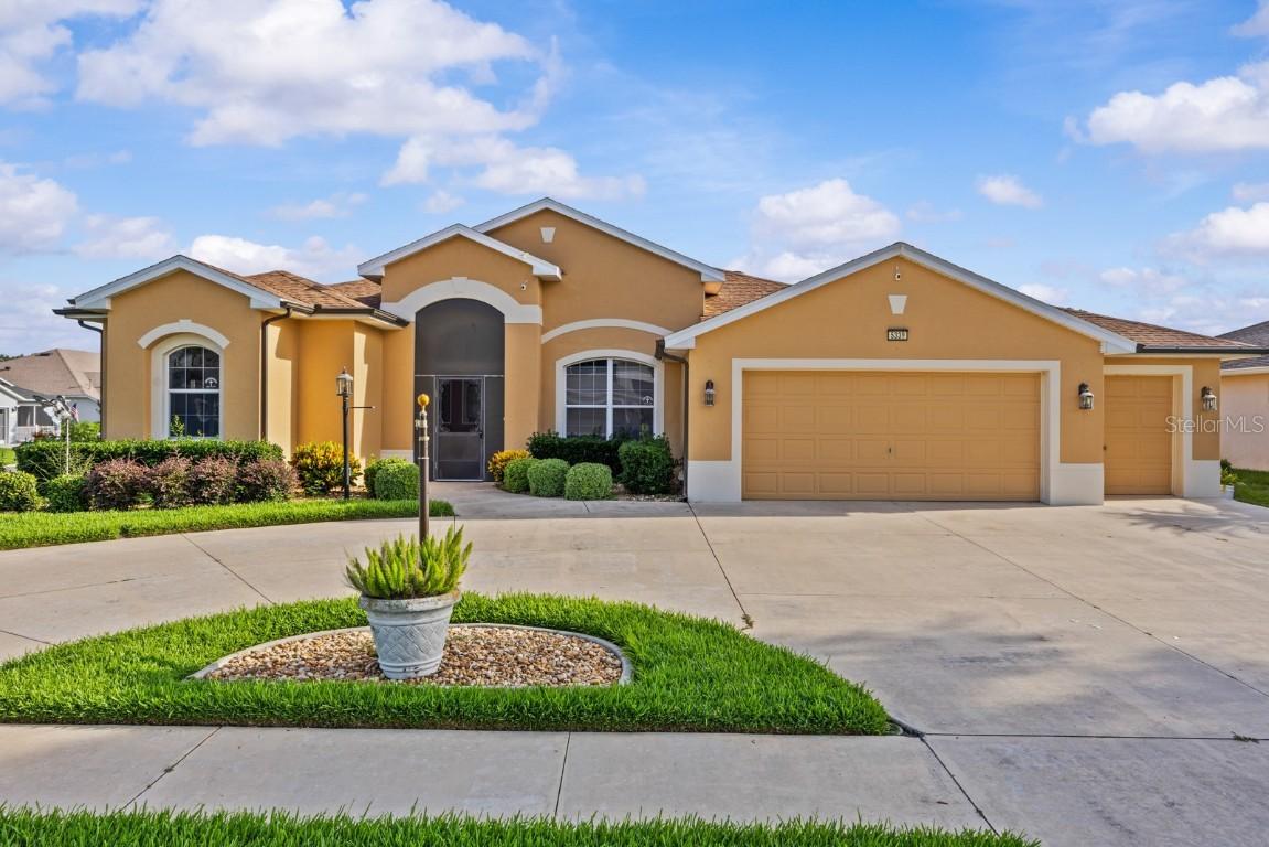 5339 Pond Crossing Pl., Leesburg, FL 34748