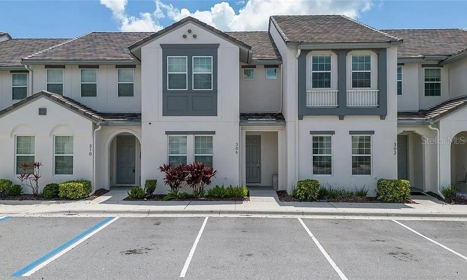 306 Captiva Dr., Davenport, FL 33896