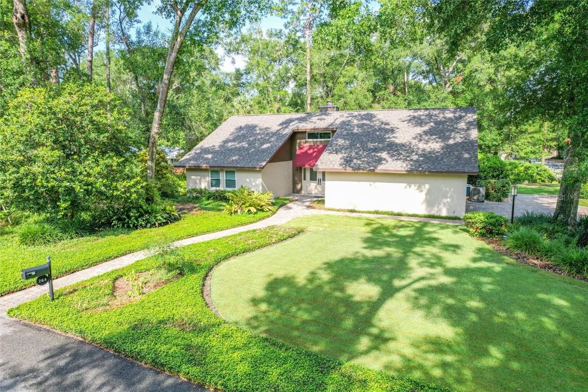 264 Agnes Ave., Longwood, FL 32750