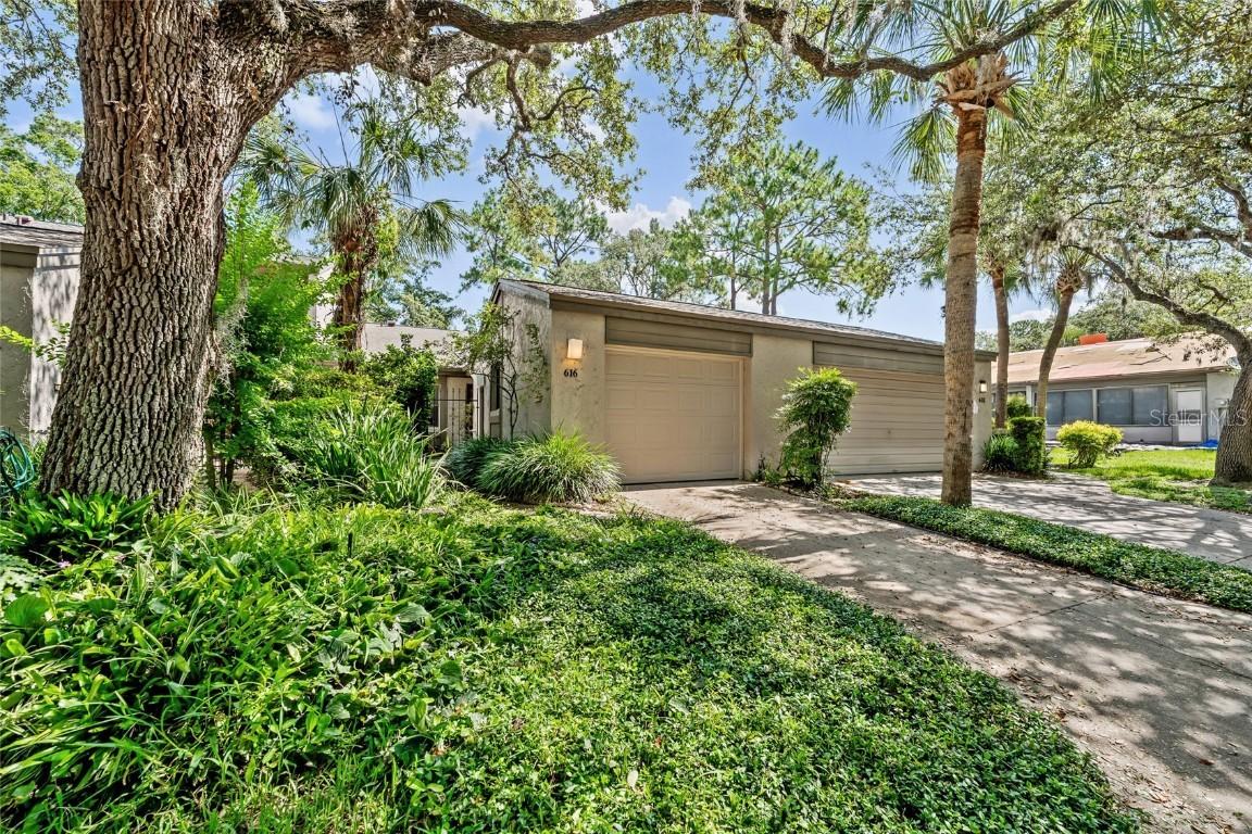 616 Woodridge Dr., Fern Park, FL 32730