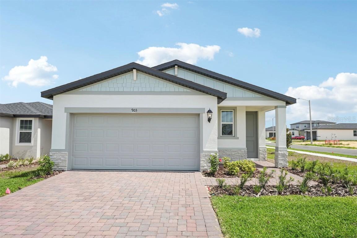 903 Donahue Pass, Lake Hamilton, FL 33851