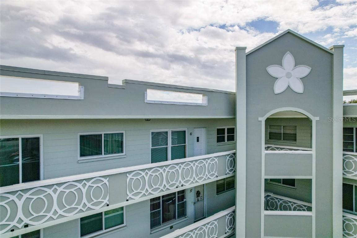 2257 World Parkway Blvd. #61, Clearwater, FL 33763
