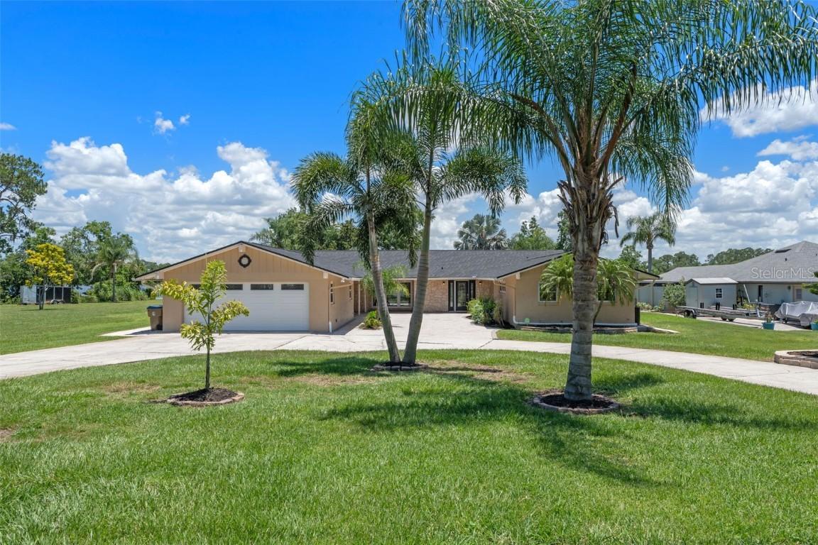 6790 Bay Shore Dr., St Cloud, FL 34771