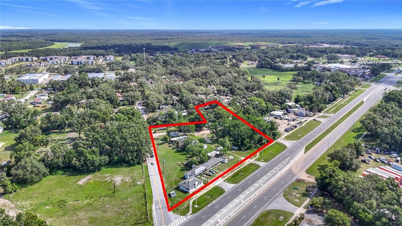 11302 N 301 Hwy., Thonotosassa, FL 33592