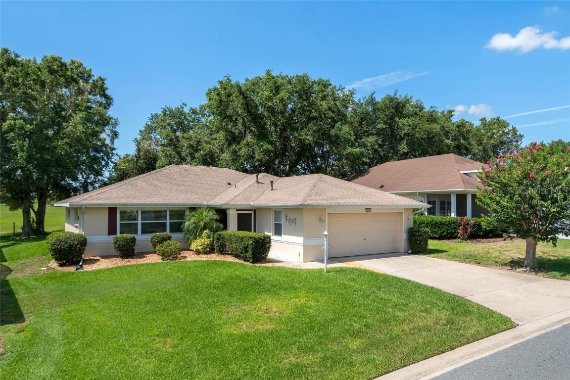 21144 Royal St Georges Ln., Leesburg, FL 34748