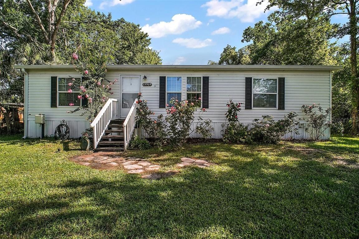 23909 Deer Rd., Astor, FL 32102