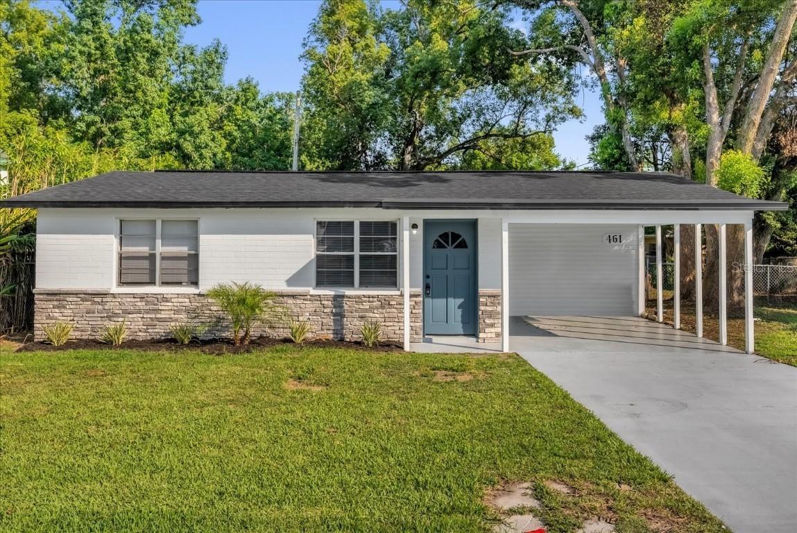 461 Brentwood Dr., Daytona Beach, FL 32117
