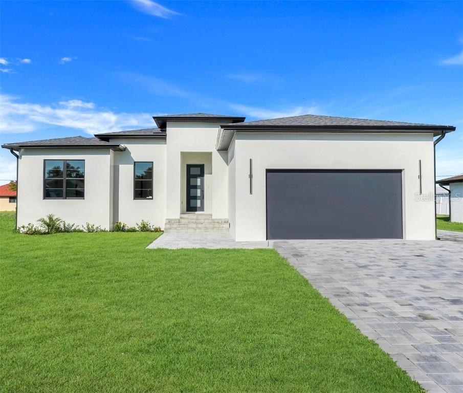 3323 Elkcam Blvd., Port Charlotte, FL 33952