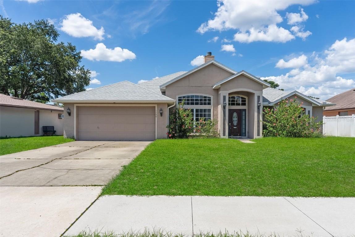 1154 Feather Dr., Deltona, FL 32725