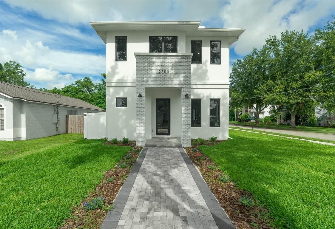 2300 S Brown Ave., Orlando, FL 32806