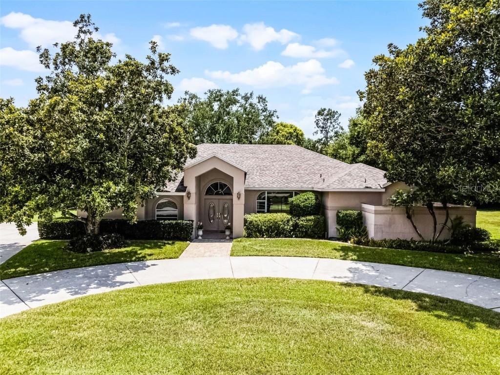 707 Heritage Dr., Winter Haven, FL 33881