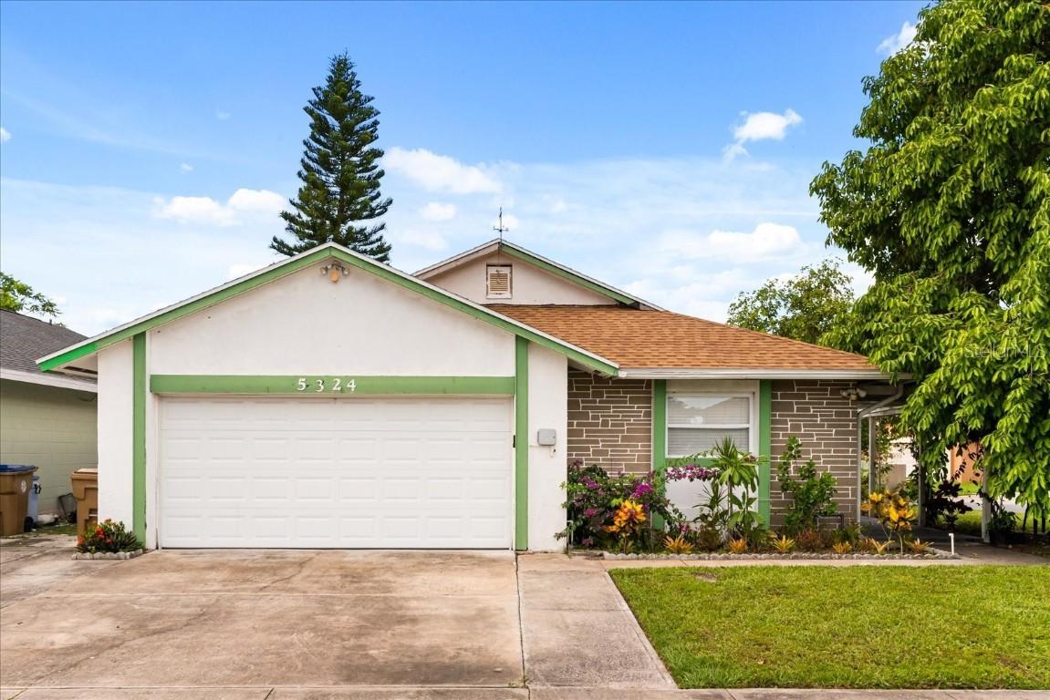 5324 Barefoot Path, Kissimmee, FL 34746