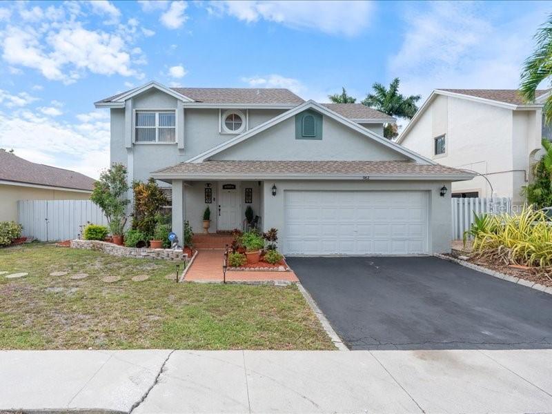 961 SW 98th Ave., Pembroke Pines, FL 33025