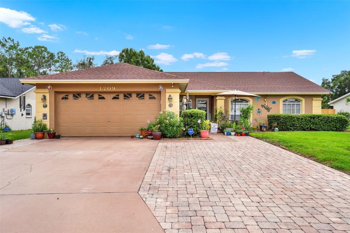 1709 Kinsman Way, Lakeland, FL 33809