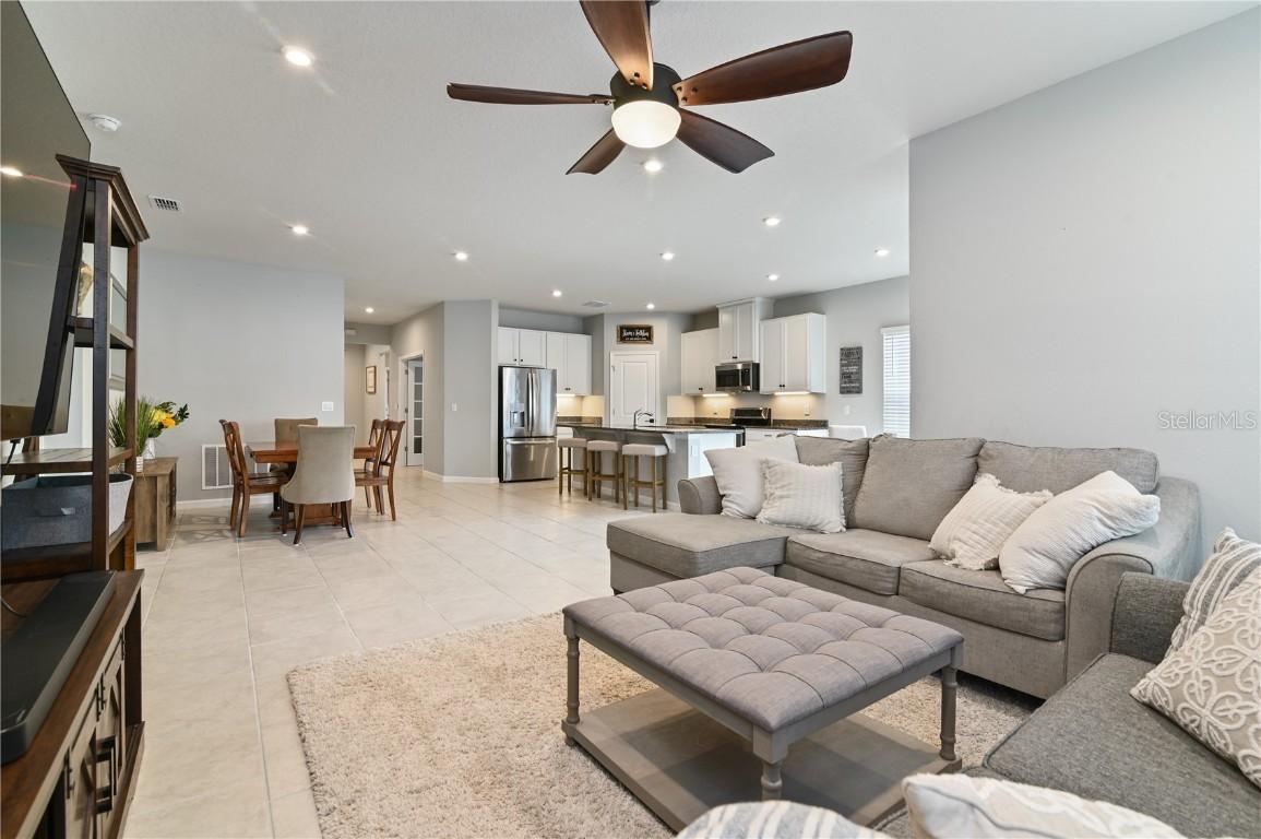 410 Winter Bliss Ln Ln., Mount Dora, FL 32757