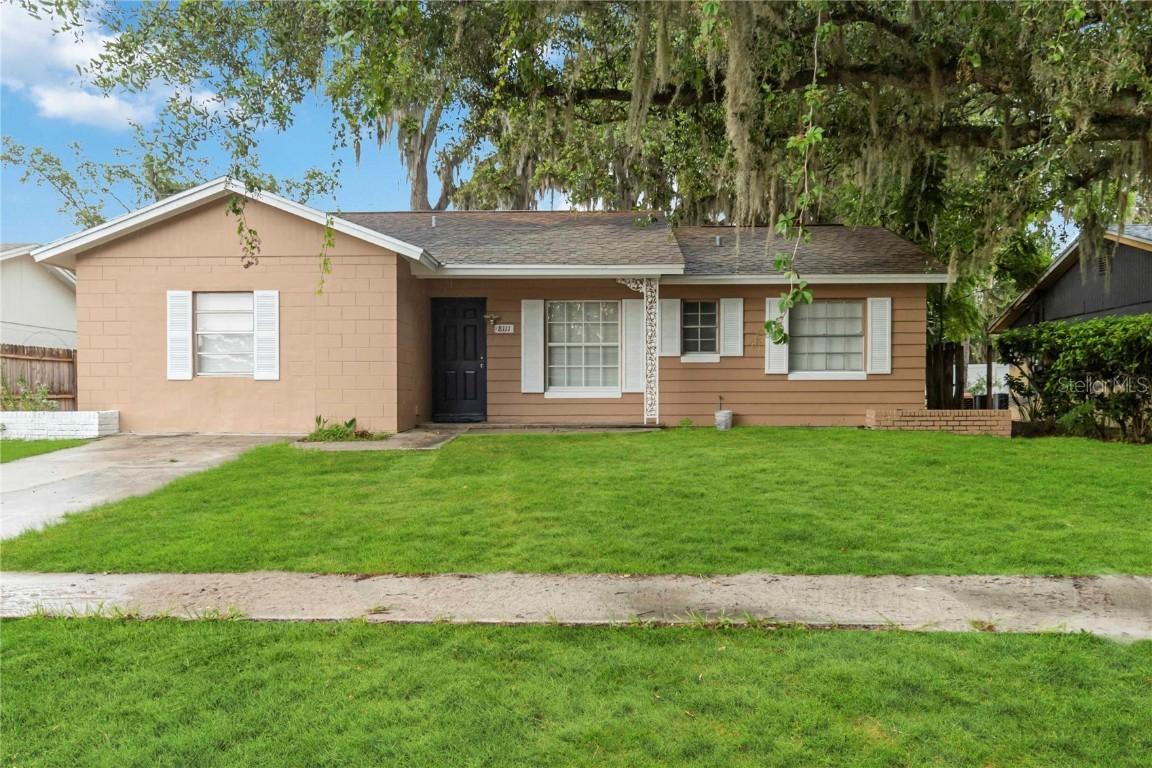 8111 Esperanza St., Orlando, FL 32817