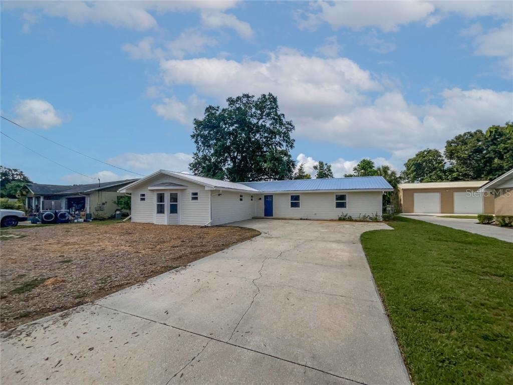 215 Rydalmont Rd., Winter Haven, FL 33884