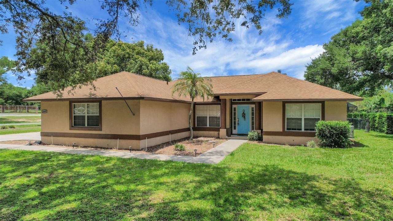 10697 Lake Hill Dr., Clermont, FL 34711