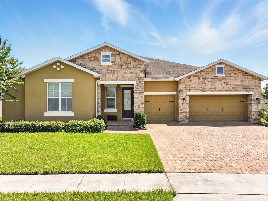 918 Blackthorn Dr., Apopka, FL 32703