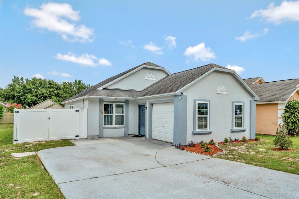 601 Swallow Ct., Apopka, FL 32712