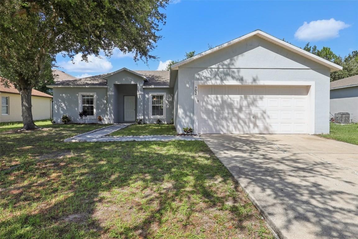 702 Pasteur Ln., Kissimmee, FL 34759