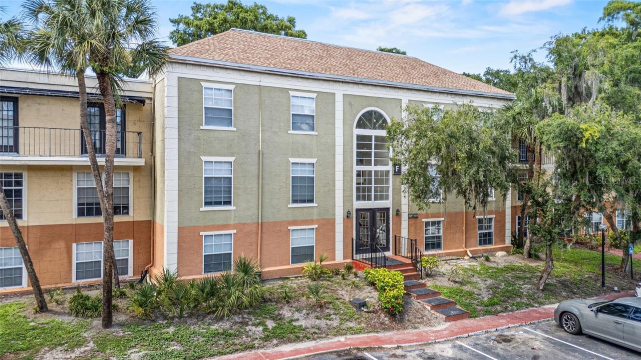 3946 Versailles Dr. #3946B, Orlando, FL 32808
