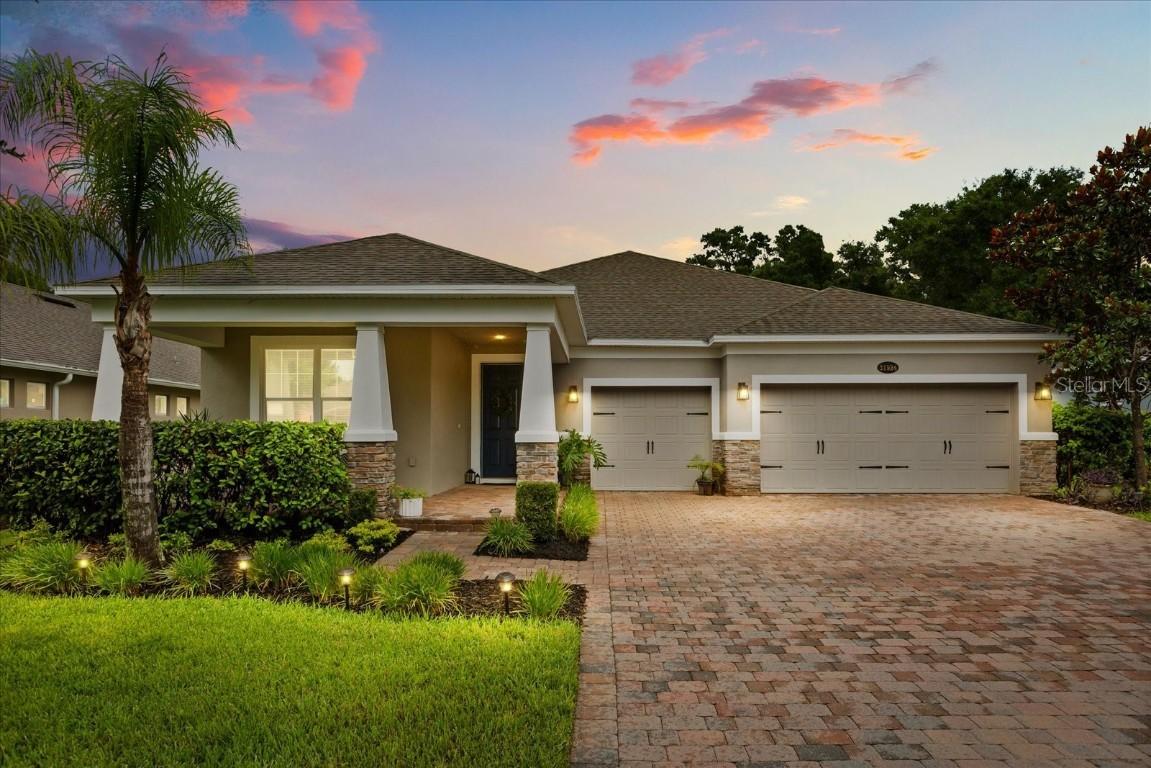 31924 Geoff Way, Sorrento, FL 32776