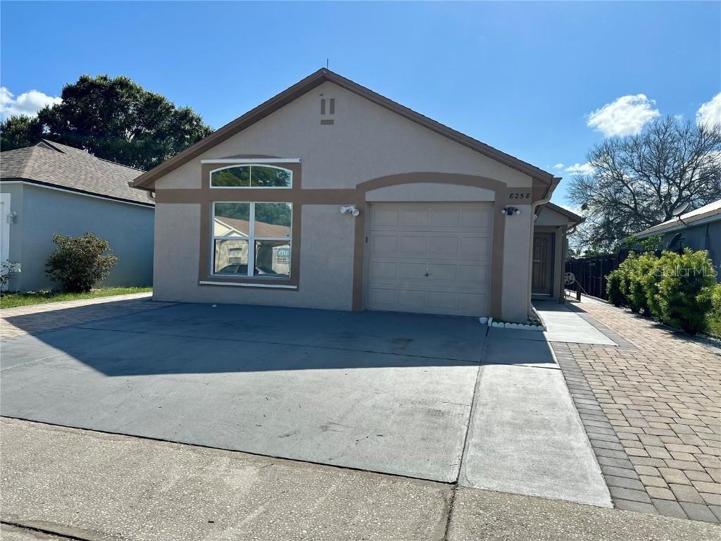 8258 Golden Chickasaw Cir., Orlando, FL 32825