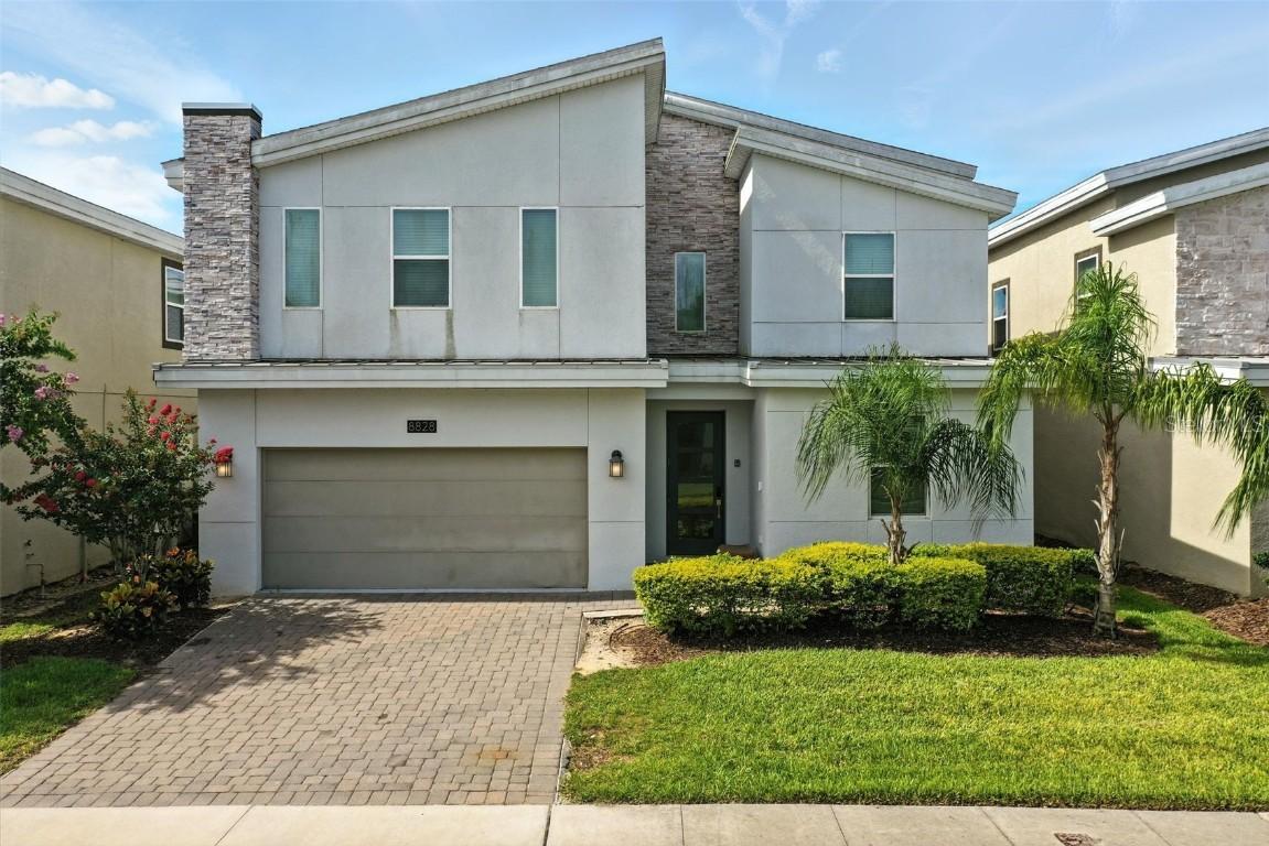 8828 Cruden Bay Ct., Davenport, FL 33896