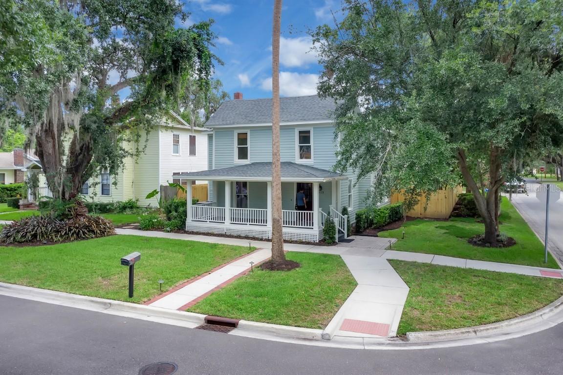 1021 S Elm Ave., Sanford, FL 32771