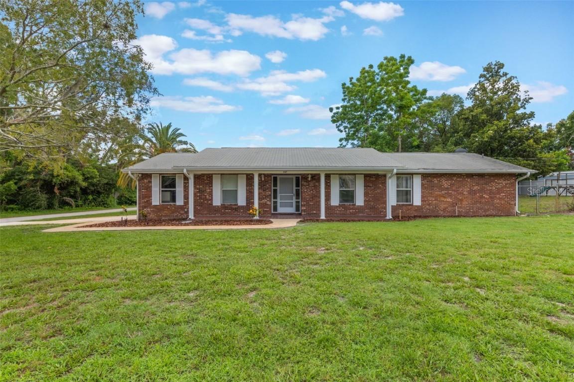 247 Carmen Ln., Debary, FL 32713