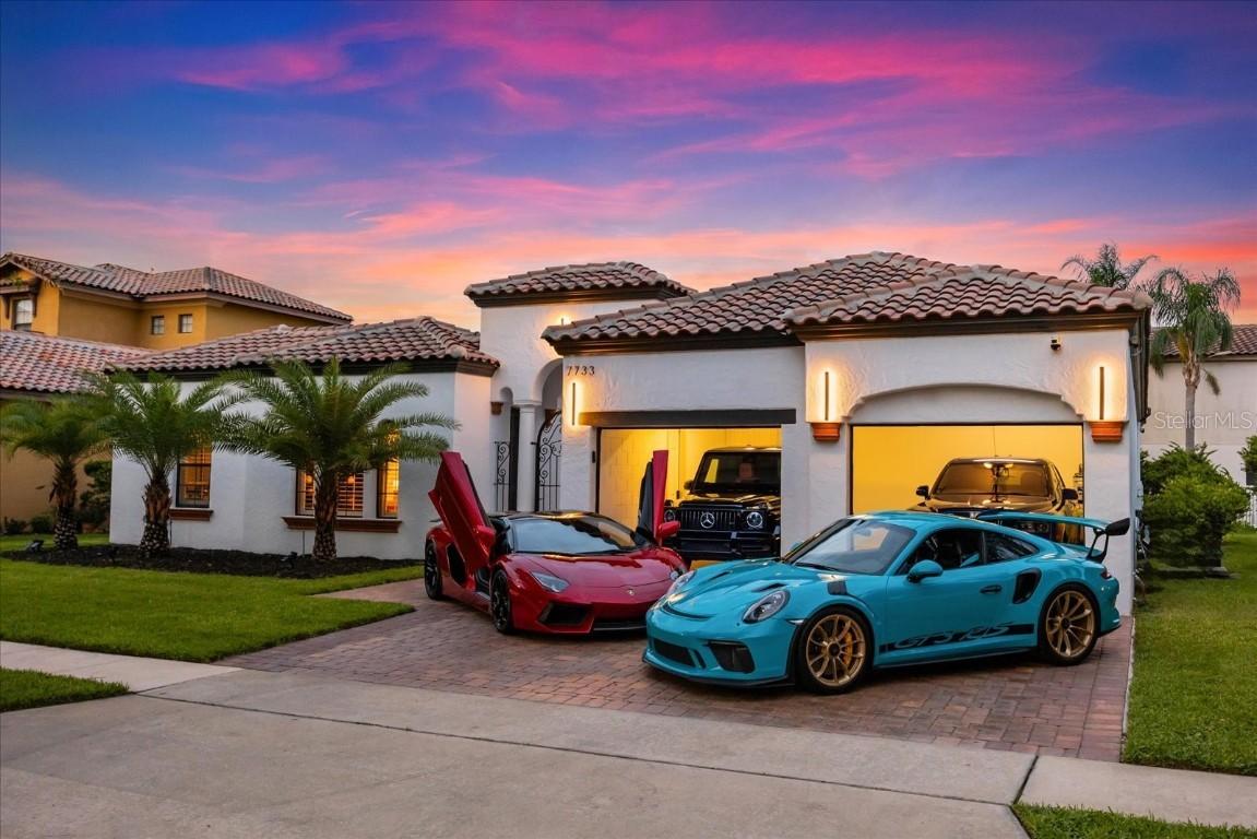 7733 Pointe Venezia Dr., Orlando, FL 32836