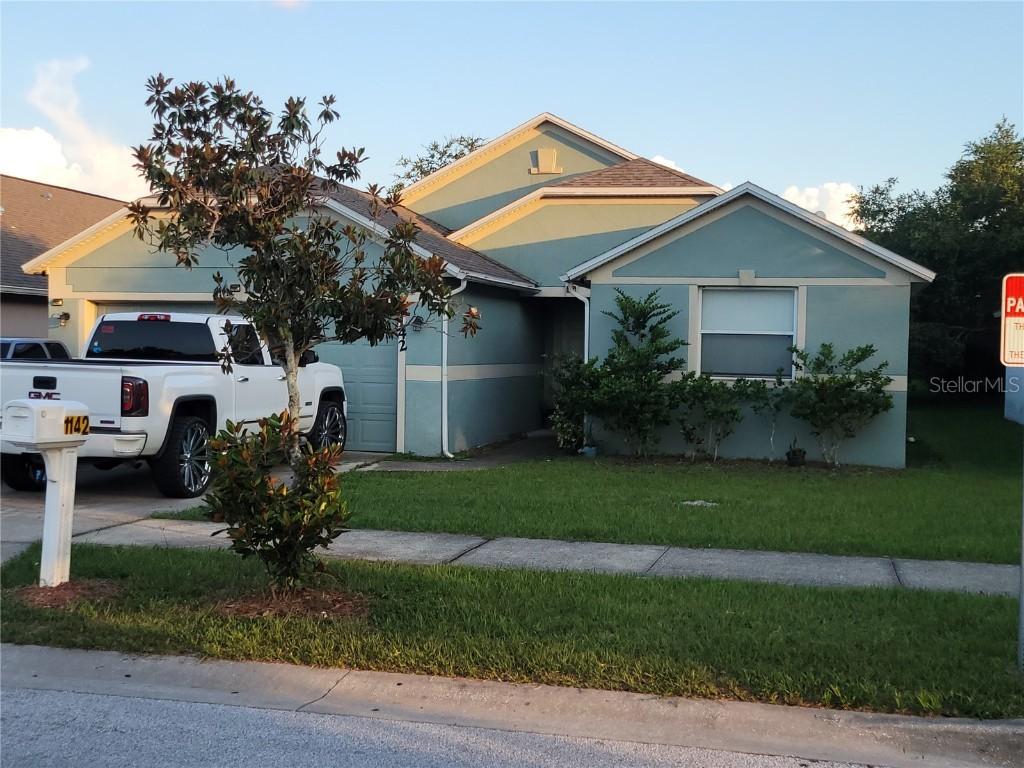 1142 Bluegrass Dr., Groveland, FL 34736