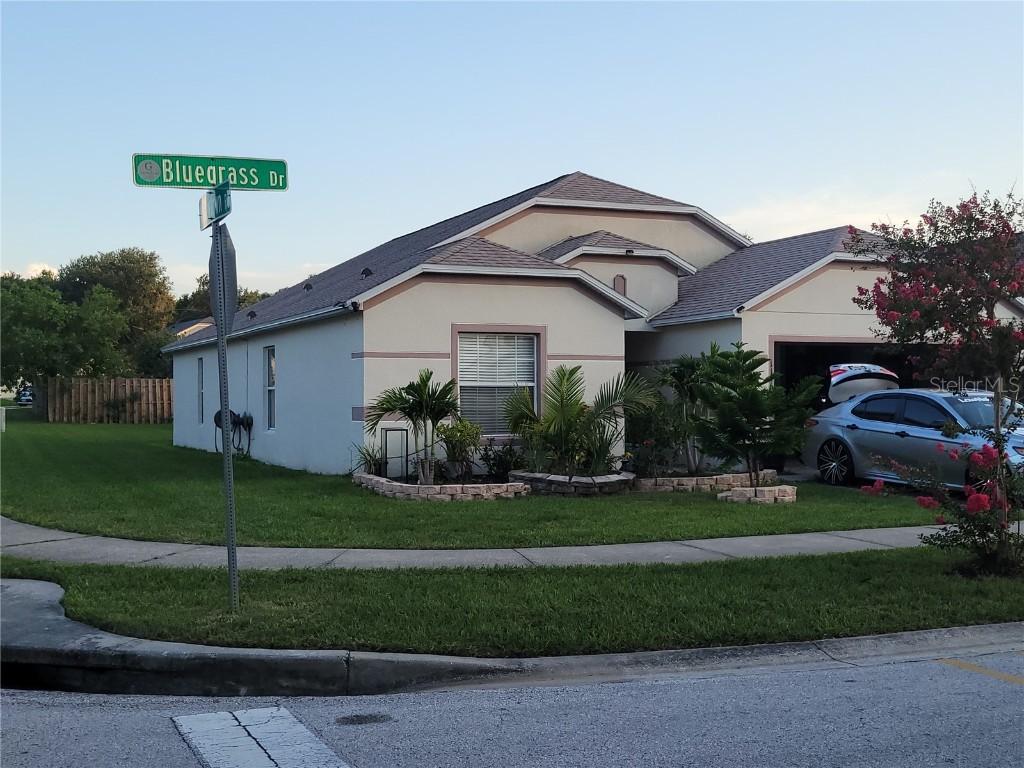 1146 Bluegrass Dr., Groveland, FL 34736