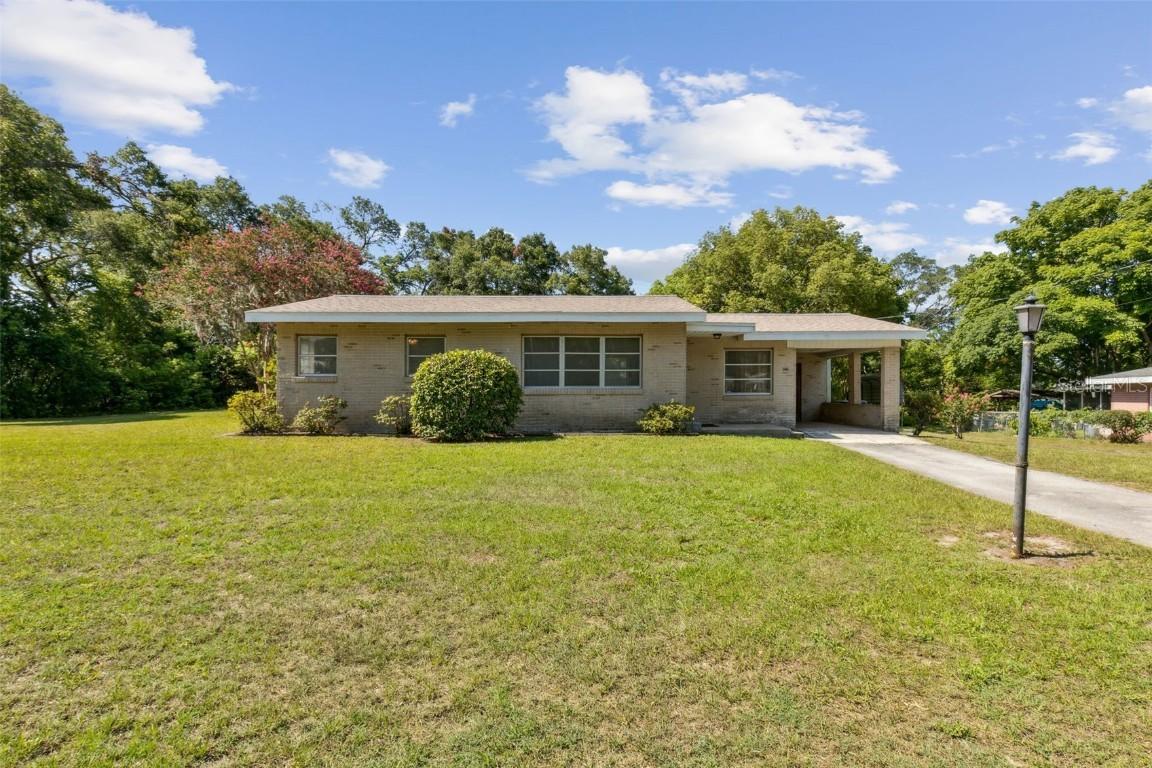 146 Mills Rd., Deland, FL 32724
