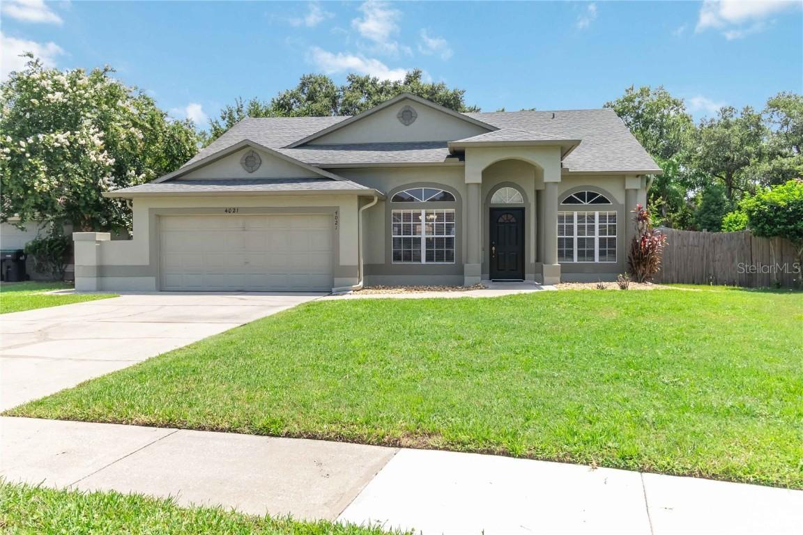 4021 Eagle Feather Dr., Orlando, FL 32829