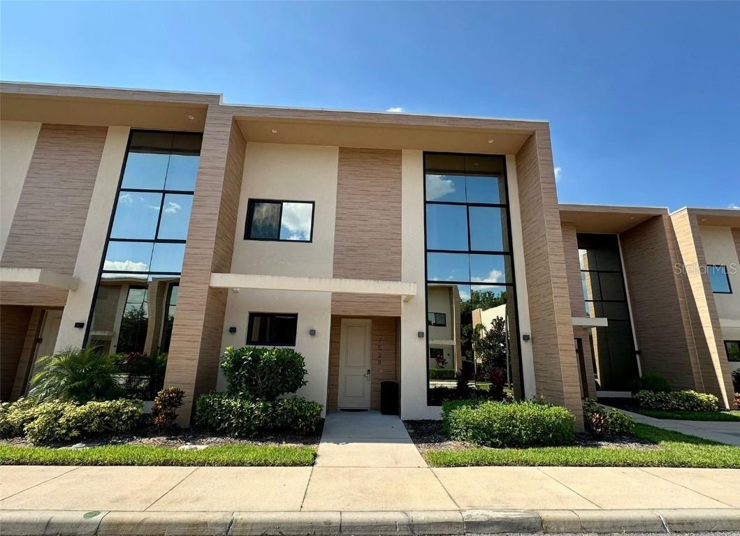 7528 Brooklyn Dr., Kissimmee, FL 34747