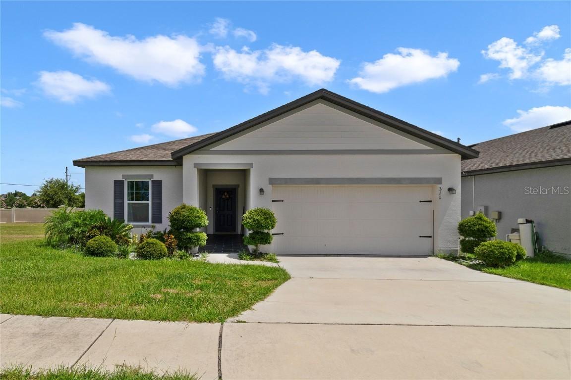 311 Eaglecrest Dr., Haines City, FL 33844